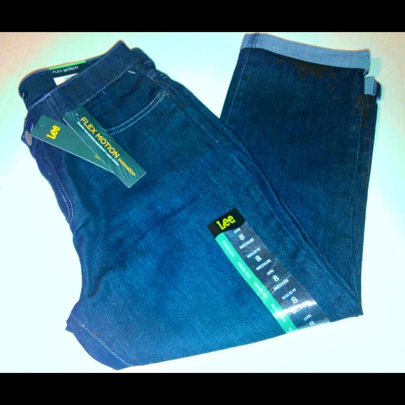 LEE, Regular Fit, Capri Jeans - Picture 6 of 6